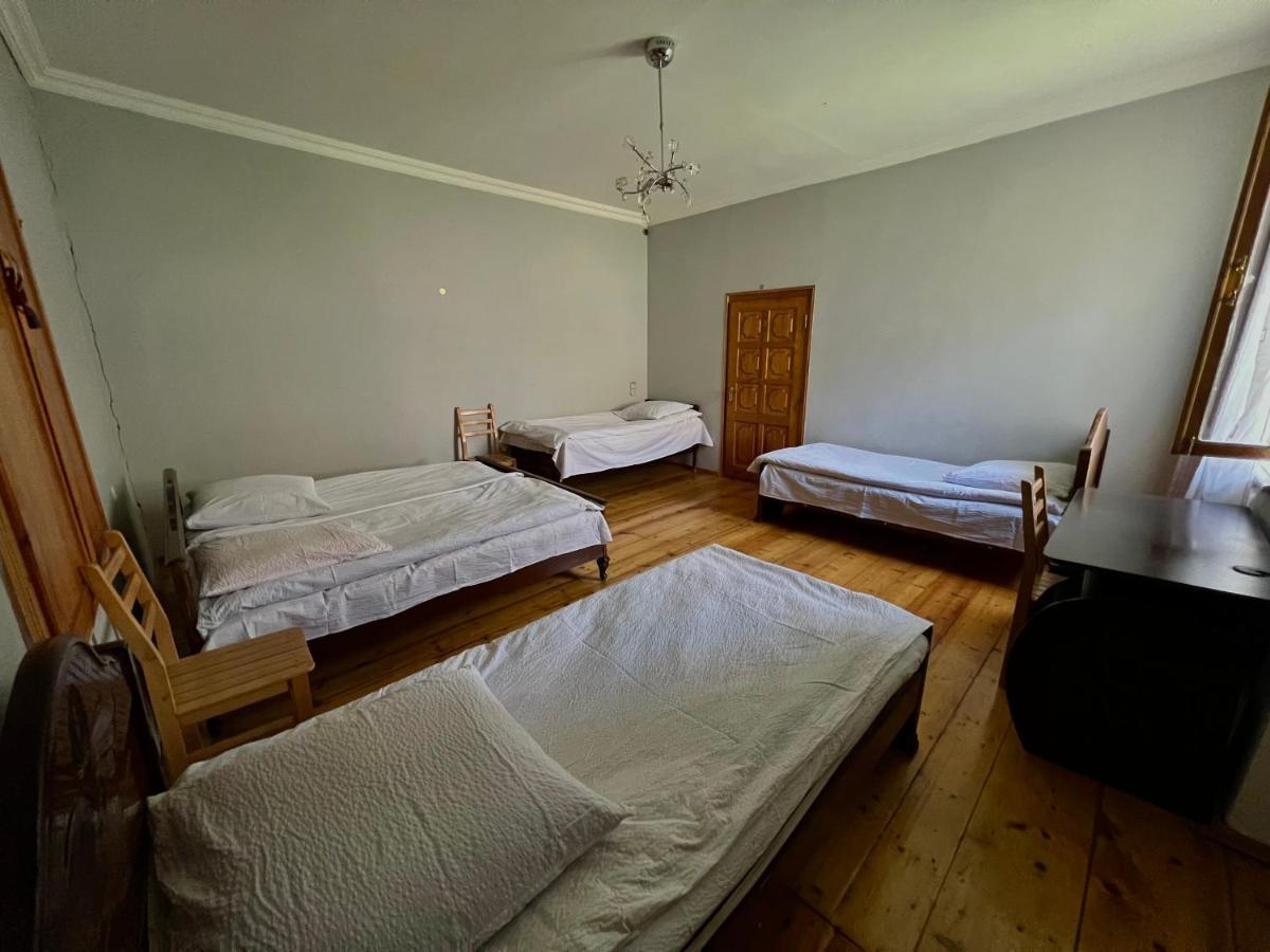 Guesthouse Kostava 72 Stepantsminda Exterior photo